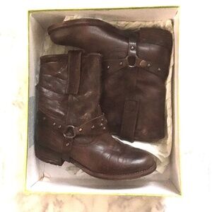 Sam Edelman Ankle Cowboy Boots/Booties